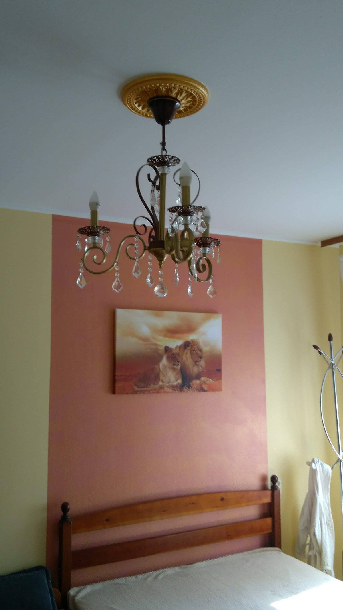 Wall finishing in modern interior